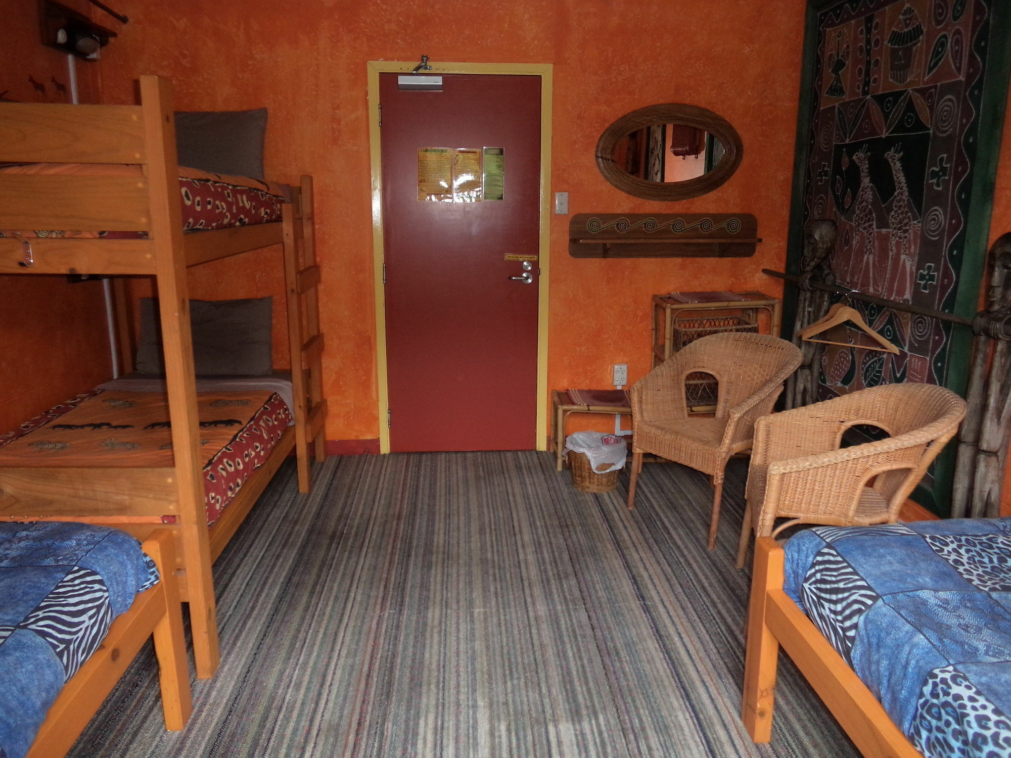 Global Village Travellers Lodge Greymouth Zewnętrze zdjęcie A room at the hostel